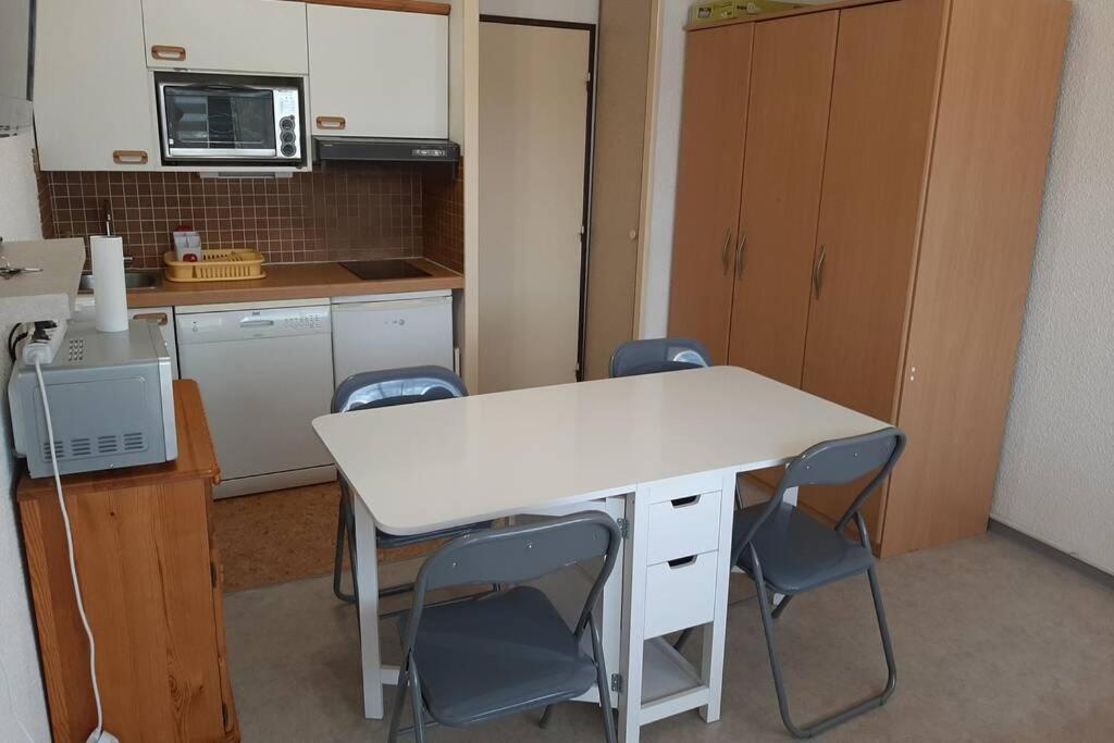 Font-Romeu : Studio Cabine Avec Terrasse. Exterior photo